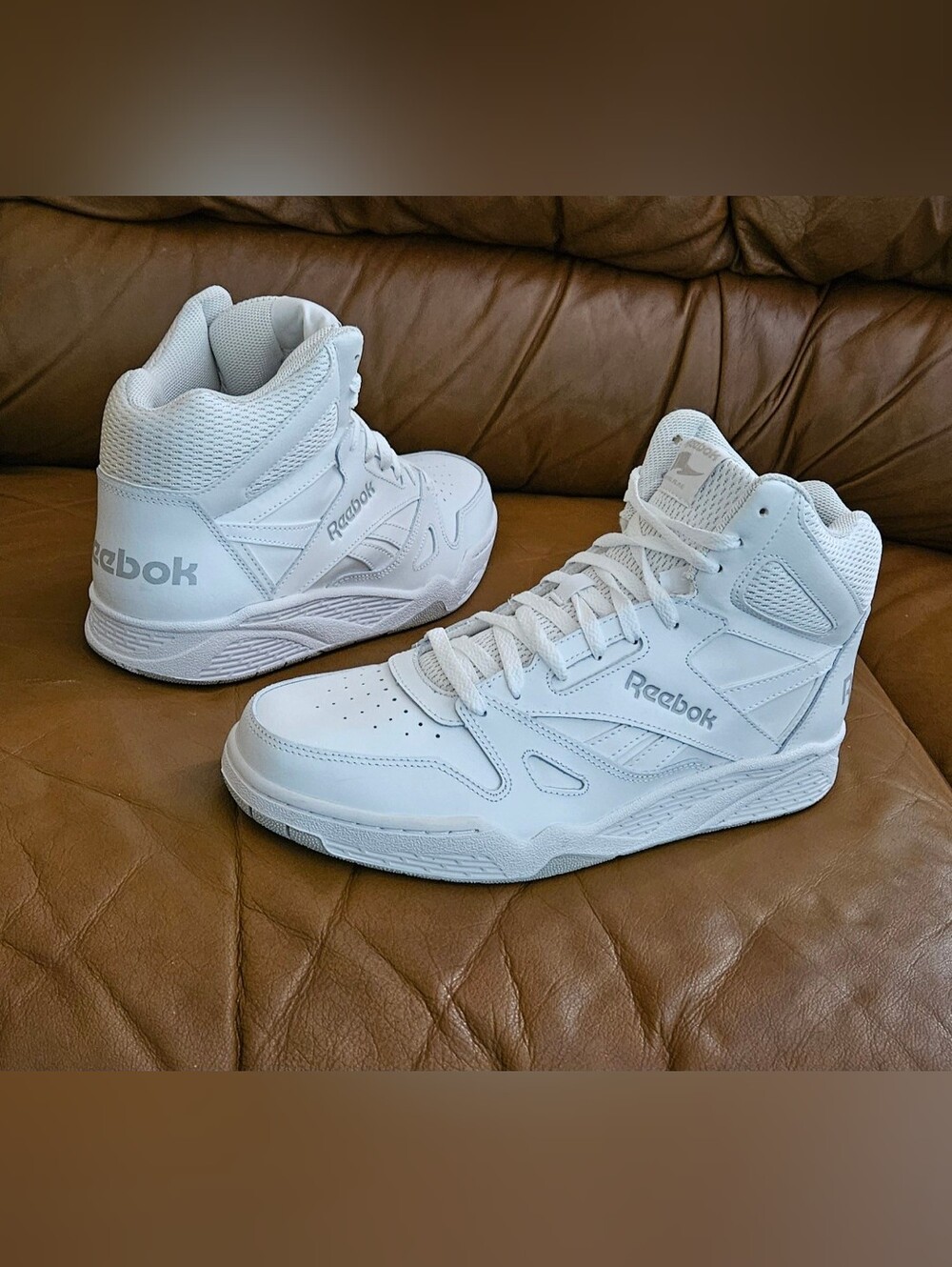Men's Reebok White Leather Classic High-Top Sneakers Size 10(MINT SHAPE)